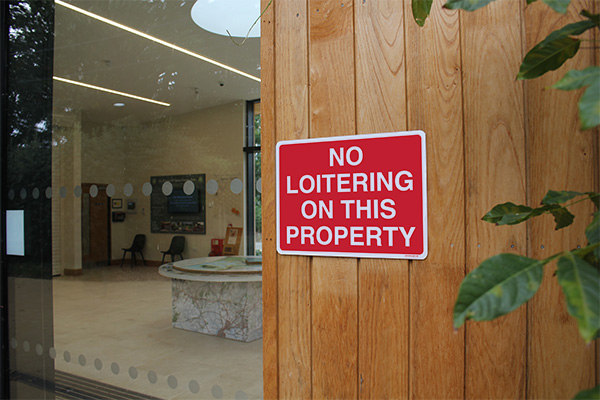 No Loitering